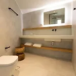 Luxury Athánion