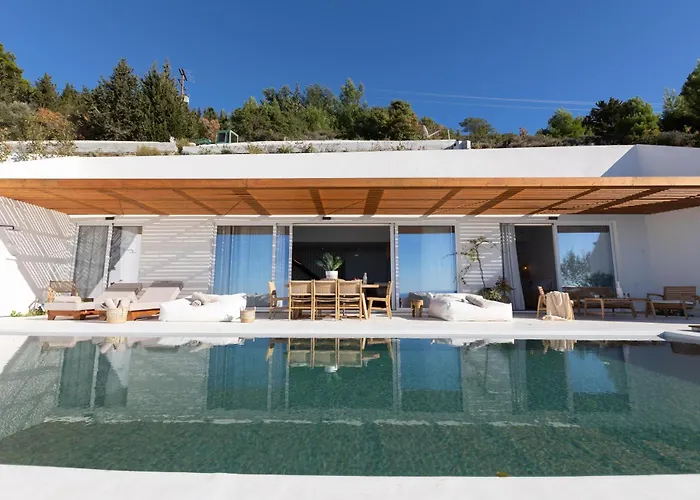 Luxury * Athánion